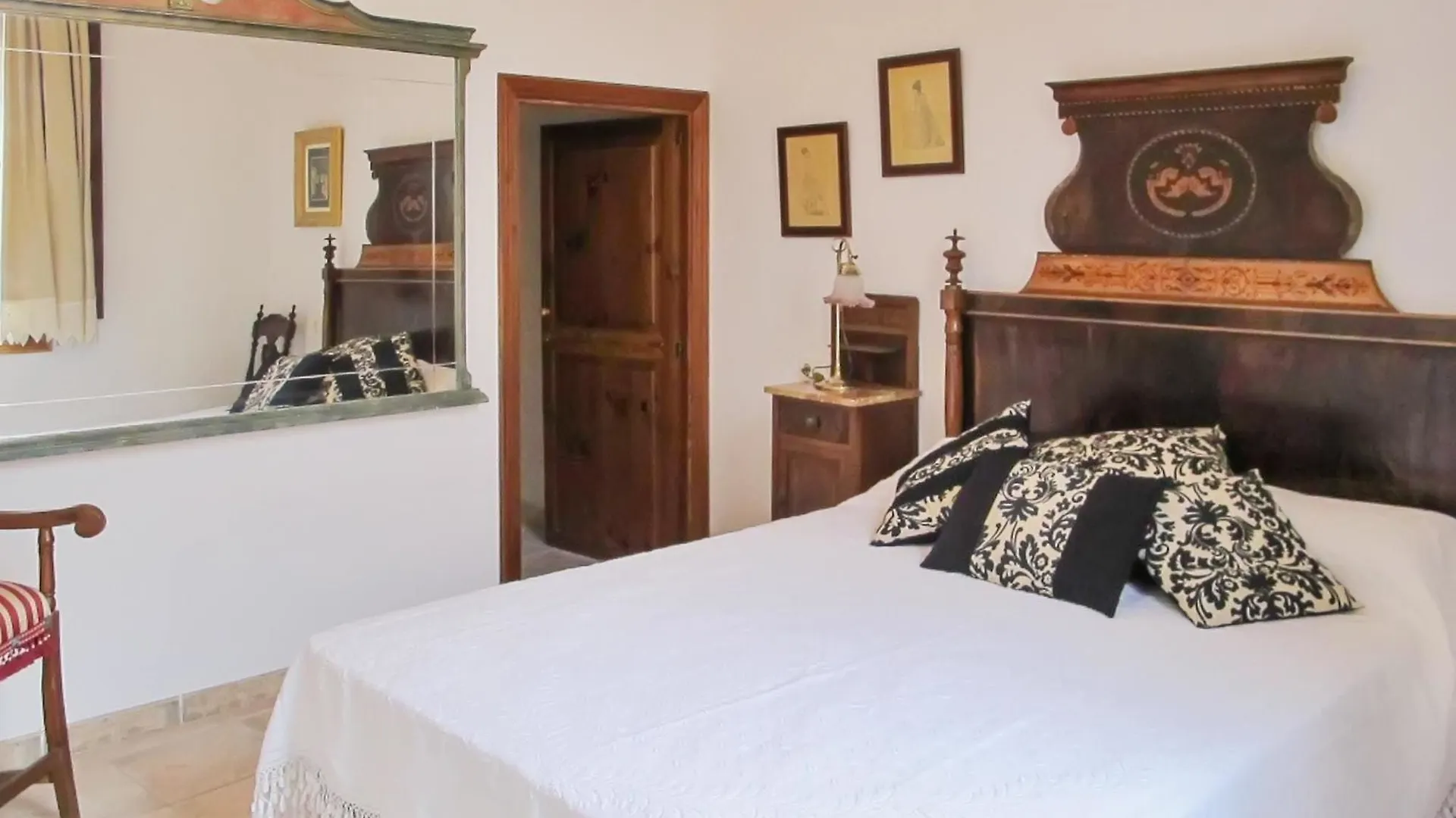 House With 3 Bedrooms In Muro, With Wonderful Mountain View, Enclosed 0*, Muro Spanje